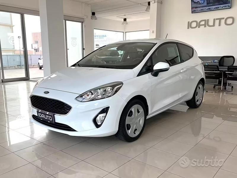 Usata Ford Fiesta 86 CV (63 kW) 2020 Bianco Utilitaria
