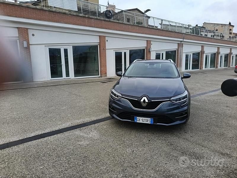 Usata Renault Mégane GrandTour Business 116 CV (85 kW) 2022 Grigio Station wagon