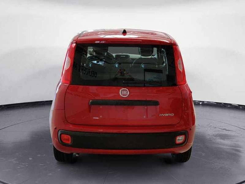 Nuova Fiat Panda Icon 65 CV (47 kW) 2026 Rosso passione pastello Utilitaria