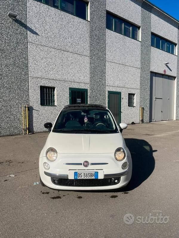 Usata Fiat 500 75 CV (55 kW) 2008 Bianco Utilitaria