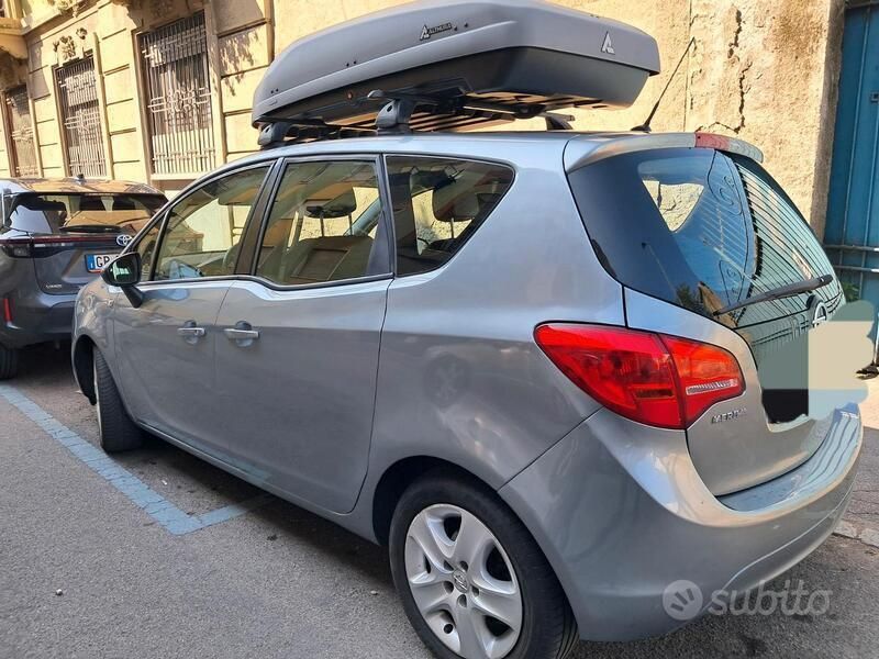 Usata Opel Meriva 120 CV (88 kW) 2014 Grigio Monovolume