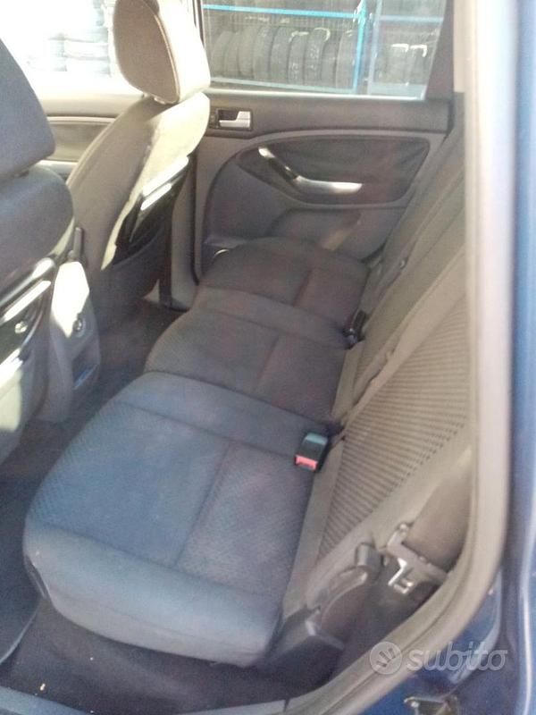 Usata Ford C-MAX Titanium 2008 Blu Monovolume