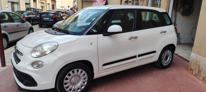 Usata Fiat 500L Lounge 95 CV (69 kW) 2018 Bianco Monovolume