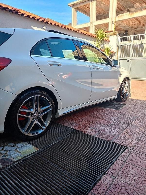 Usata Mercedes A45 AMG AMG 360 CV (264 kW) 2013 Bianco Berlina