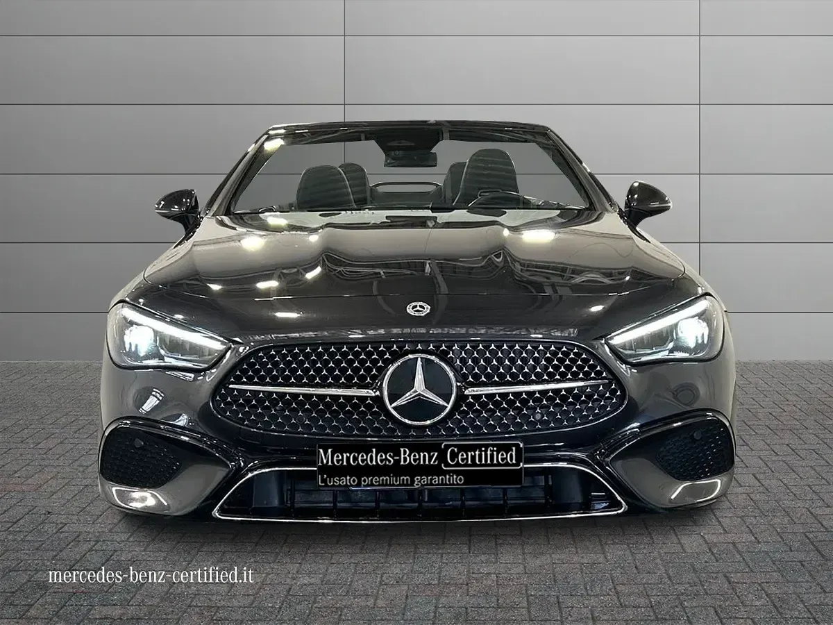 Usata Mercedes CLE220 Advanced 197 CV (144 kW) 2025 Grigio grafite Cabrio