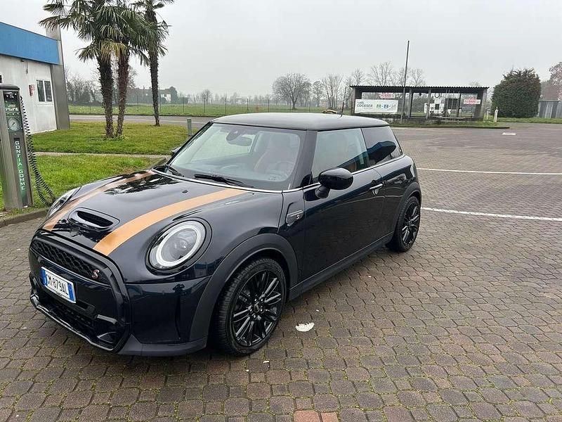 Usata Mini Cooper S Classic 178 CV (130 kW) 2022 Utilitaria