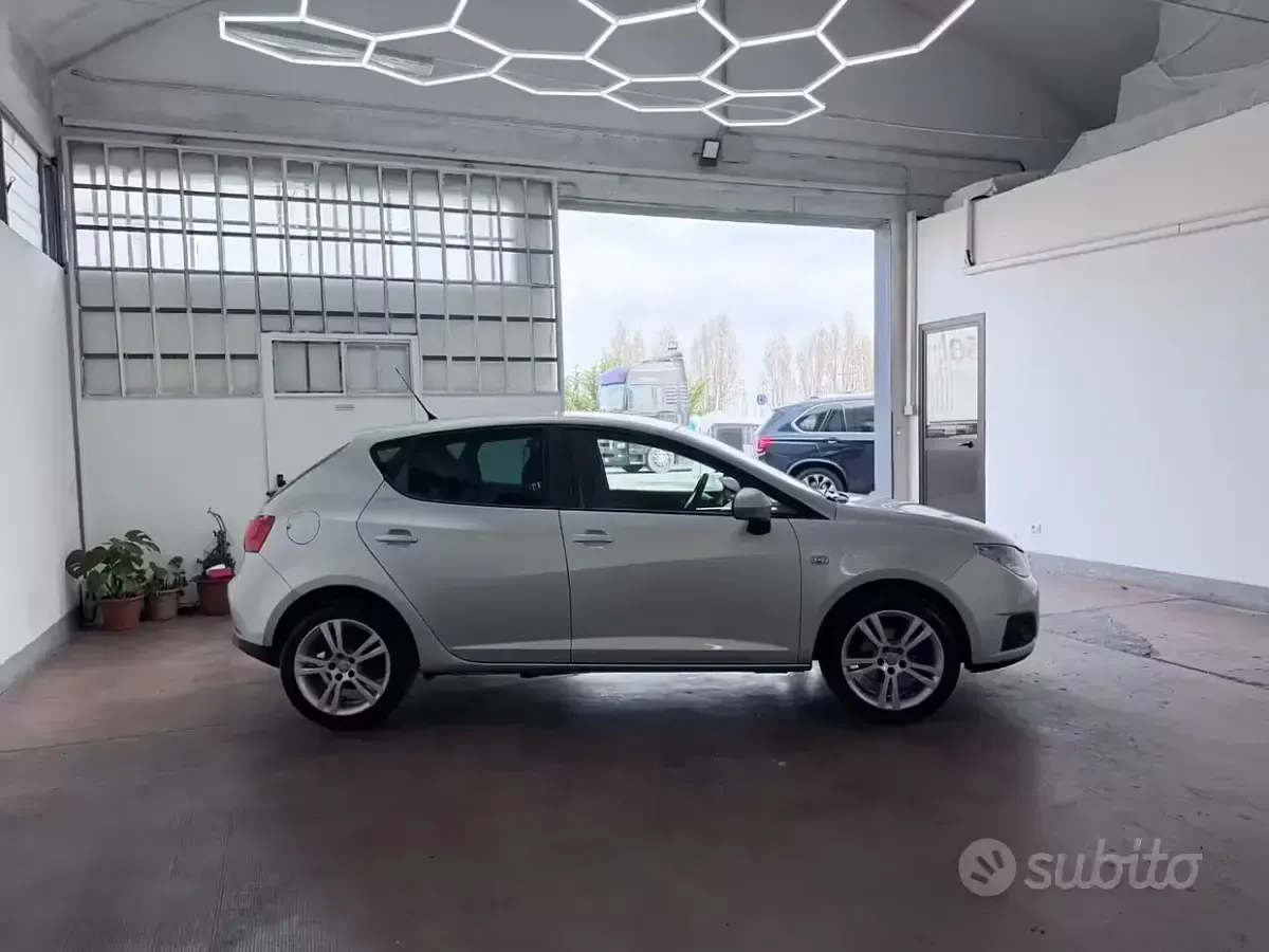 Usata Seat Ibiza ST Copa 75 CV (55 kW) 2012 Grigio Station wagon