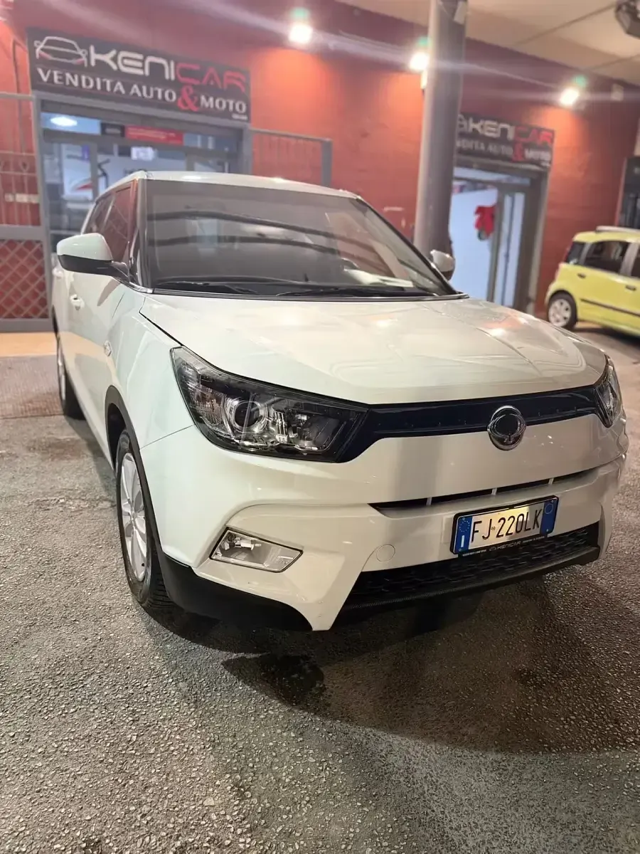 Usata SsangYong Tivoli 115 CV (84 kW) 2017 Bianco SUV