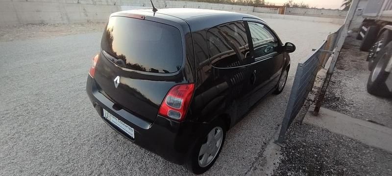 Usado Renault Twingo 63 CV (46 kW) 2008 Negro Utilitario