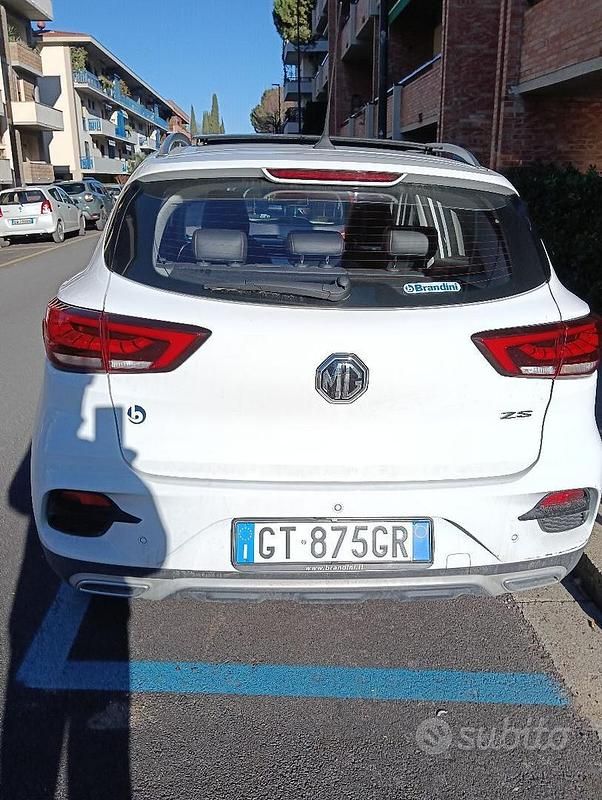 Usata MG ZS 112 CV (82 kW) 2024 Bianco SUV
