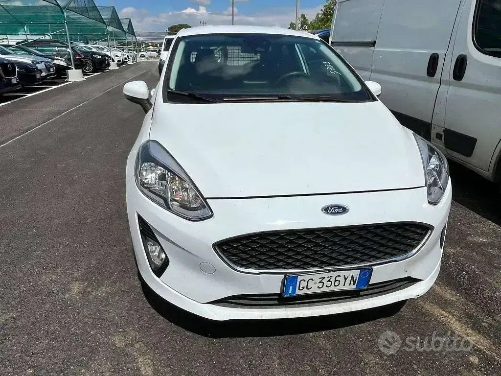 Usata Ford Fiesta 86 CV (63 kW) 2020 Bianco Utilitaria