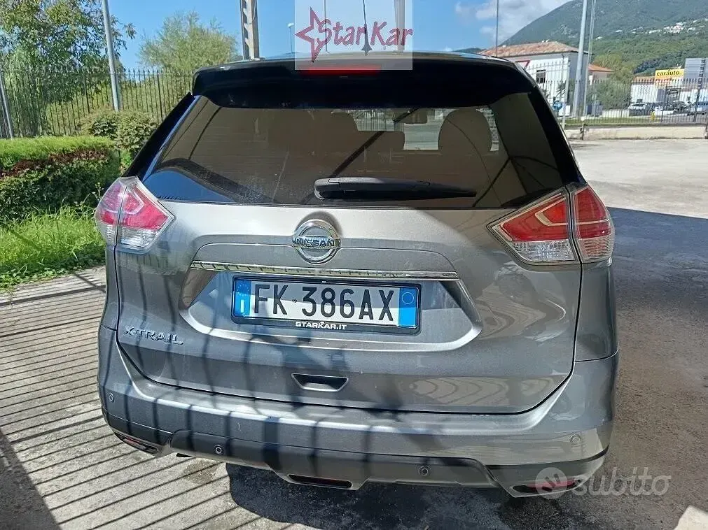 Usata Nissan X-Trail N-Vision 131 CV (96 kW) 2017 Grigio SUV