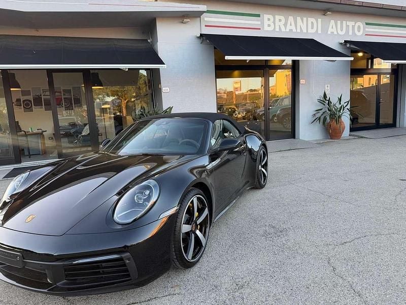 Usata Porsche 911 385 CV (283 kW) 2020 Nero Cabrio