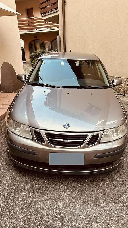 Usata Saab 9-3 122 CV (89 kW) 2004 Grigio Berlina