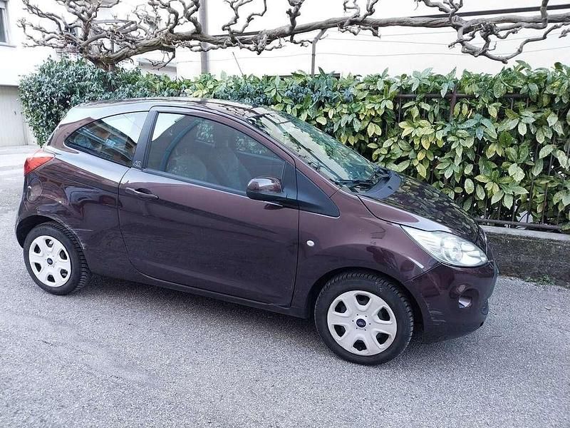 Usata Ford Ka 75 CV (55 kW) 2010 Berlina