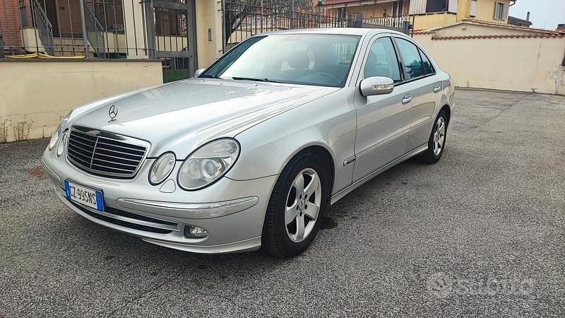 Usata Mercedes E280 2006 Grigio Berlina