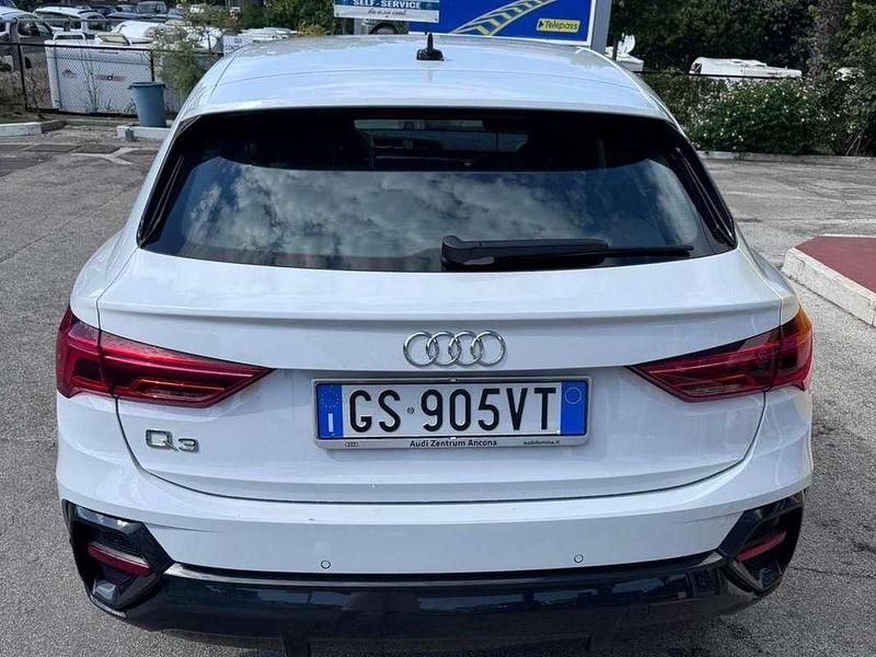 Usata Audi Q3 Sportback Business Plus 150 CV (110 kW) 2024 Bianco SUV