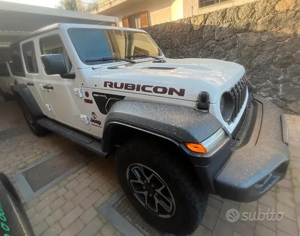 Usata Jeep Wrangler Rubicon 272 CV (200 kW) 2024 Bianco SUV