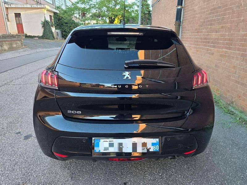 Usata Peugeot 208 Allure 101 CV (74 kW) 2023 Nero Utilitaria