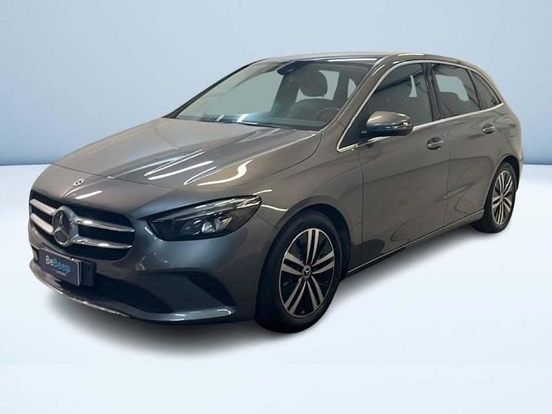 Usata Mercedes B200 163 CV (119 kW) 2021 Grigio Monovolume