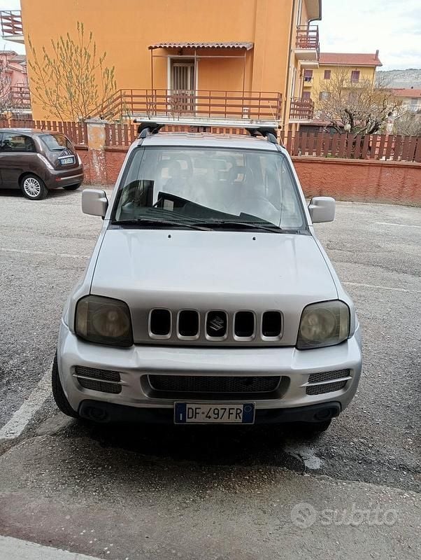 Usata Suzuki Jimny 85 CV (62 kW) 2007 SUV
