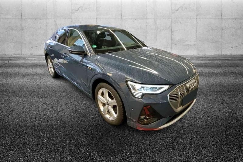 Usata Audi e-tron S-Line 158 kW (215 CV) 2022 Blu/azzurro SUV