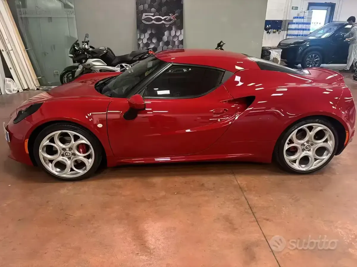 Usata Alfa Romeo 4C 240 CV (176 kW) 2015