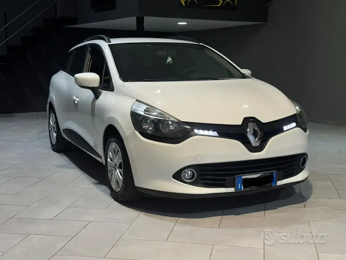 Usata Renault Clio 75 CV (55 kW) 2016 Bianco Station wagon