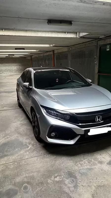 Usata Honda Civic Elegance 126 CV (92 kW) 2019 Grigio Berlina