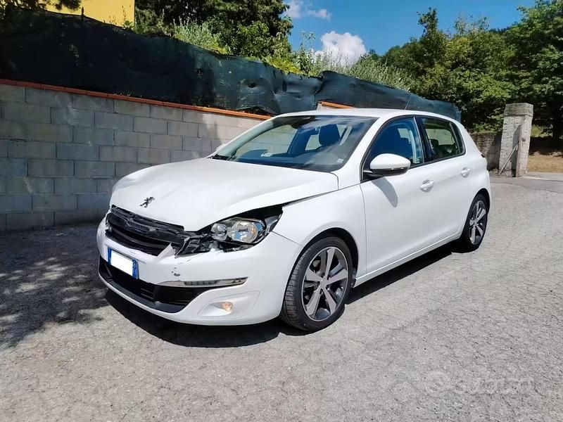 Usata Peugeot 308 100 CV (73 kW) 2017 Bianco Berlina