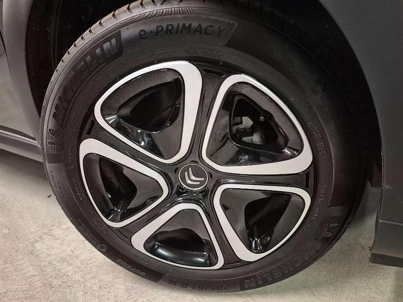 Usata Citroën C3 82 CV (60 kW) 2023 Grigio metallizzato Utilitaria