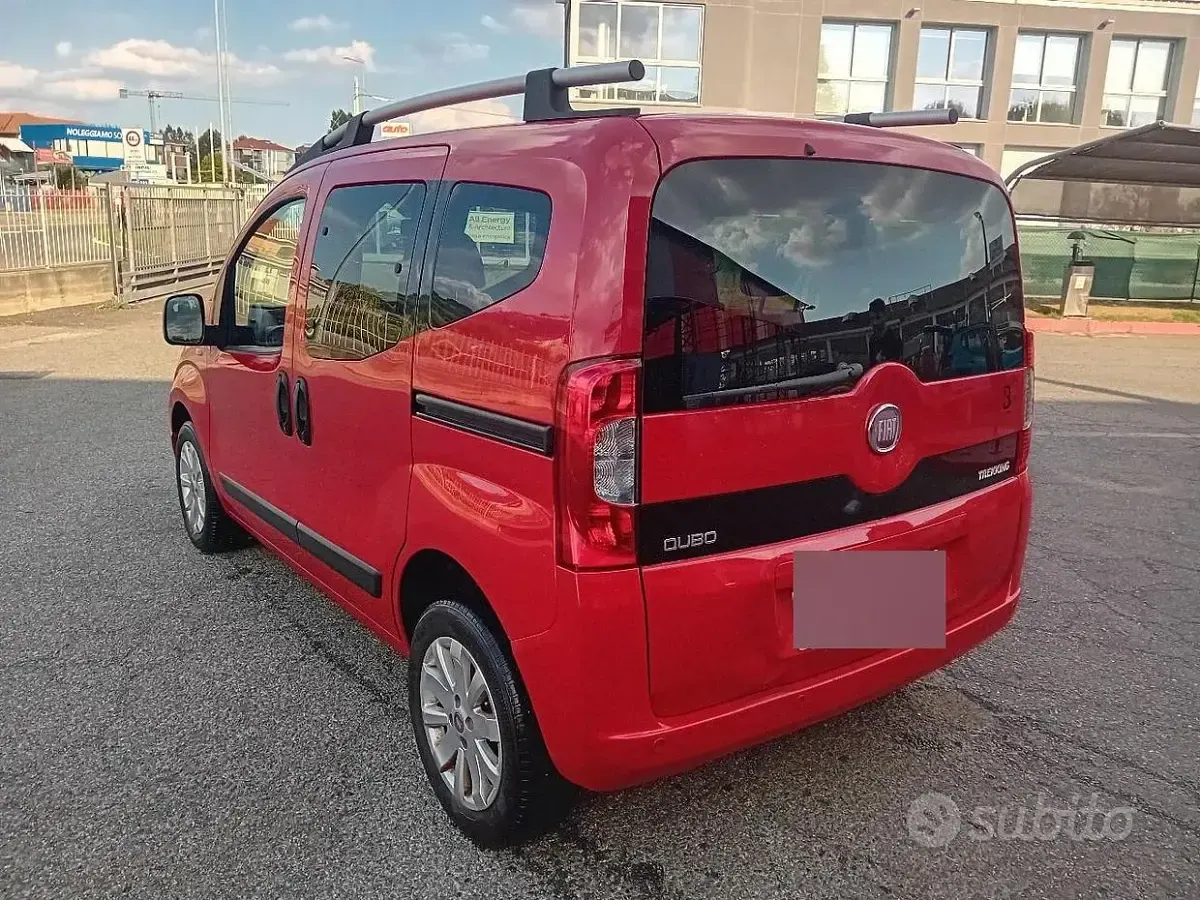 Usata Fiat Qubo Trekking 95 CV (69 kW) 2011 Rosso Monovolume
