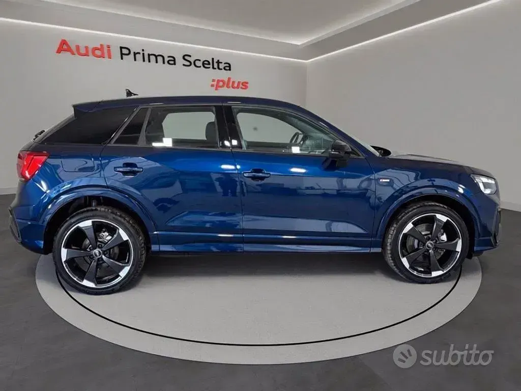 Ny Audi Q2 Ambiente 116 HK (85 kW) 2025 Blå SUV