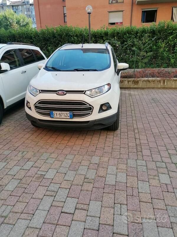 Usata Ford Ecosport Sport 100 CV (73 kW) 2015 Bianco SUV