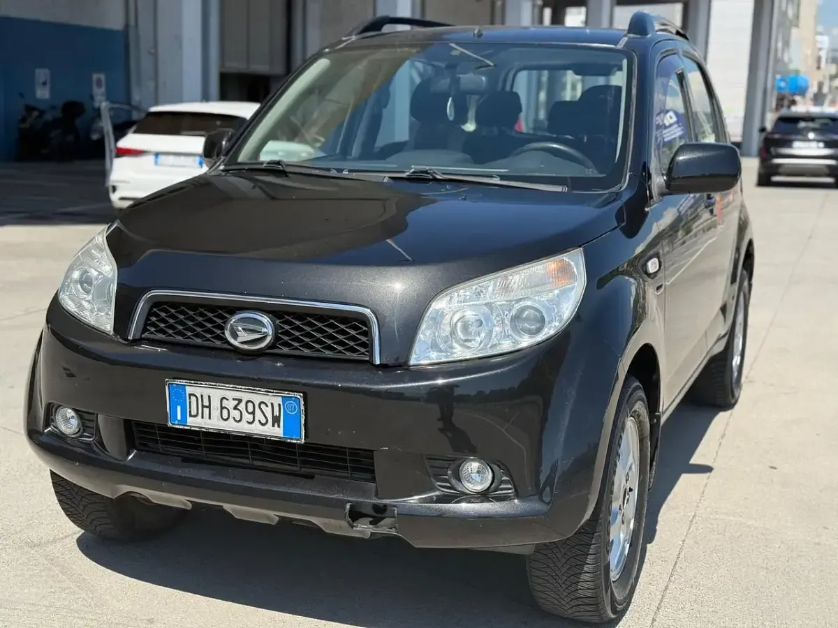 Usata Daihatsu Terios 85 CV (62 kW) 2008 Nero SUV