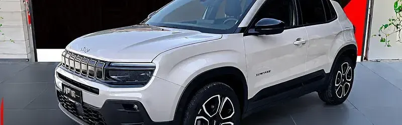 Usata Jeep Avenger Summit 101 CV (74 kW) 2025 SUV