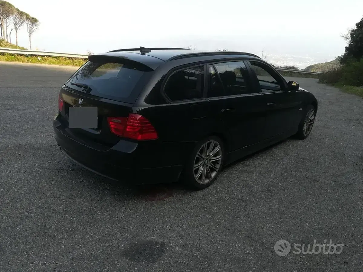 Usata BMW 316 116 CV (85 kW) 2010 Nero Station wagon
