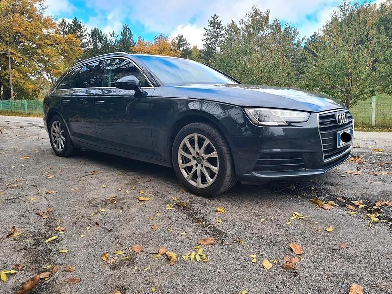Usata Audi A4 Business 190 CV (139 kW) 2015 Grigio Station wagon
