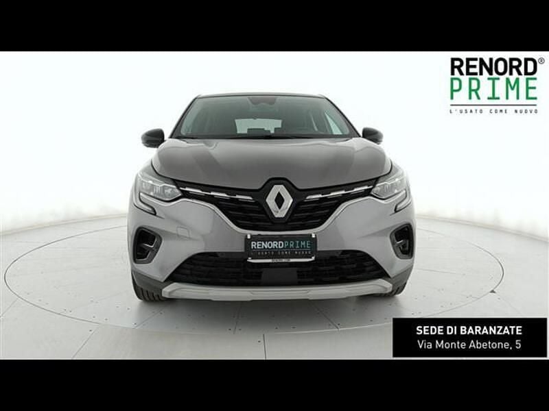 Usata Renault Captur Techno 145 CV (106 kW) 2023 Grigio chiaro SUV