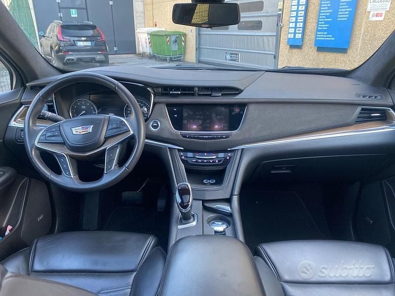 Usata Cadillac XT5 314 CV (230 kW) 2018 Grigio SUV