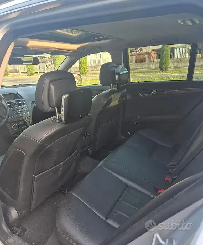 Usata Mercedes 320 224 CV (164 kW) 2009 Grigio Station wagon