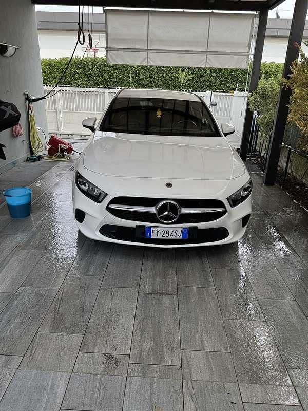 Usata 2018 Mercedes A200 Business Tre volumi | 19.000 € (Cara) - Immagine 1/4