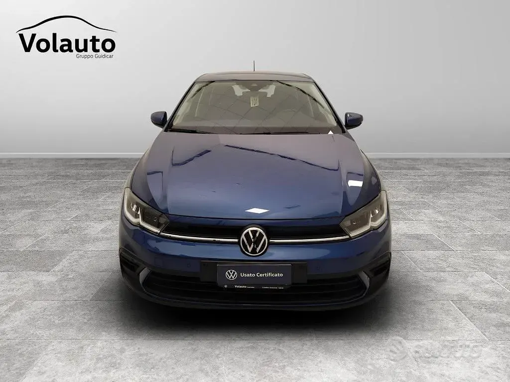 Usata VW Polo Life 90 CV (66 kW) 2024 Blu/azzurro Utilitaria