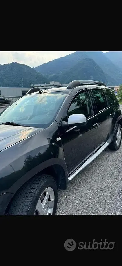 Usata Dacia Duster 110 CV (80 kW) 2012 Nero SUV