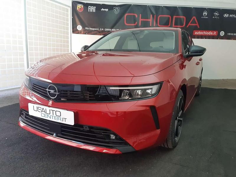 Usata Opel Astra Elegance 150 CV (110 kW) 2024 Rosso Berlina