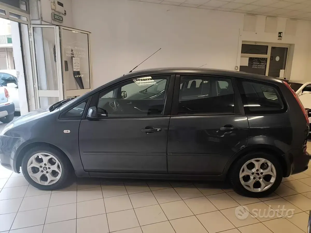 Usata Ford C-MAX Titanium 109 CV (80 kW) 2010 Grigio Monovolume