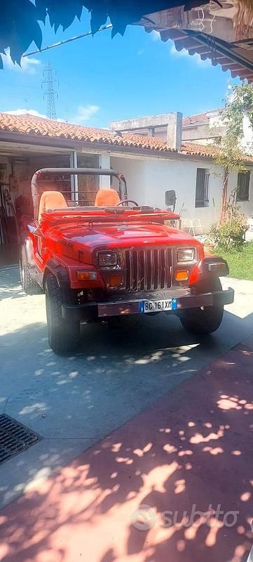Usata Jeep Wrangler 1990 Rosso SUV