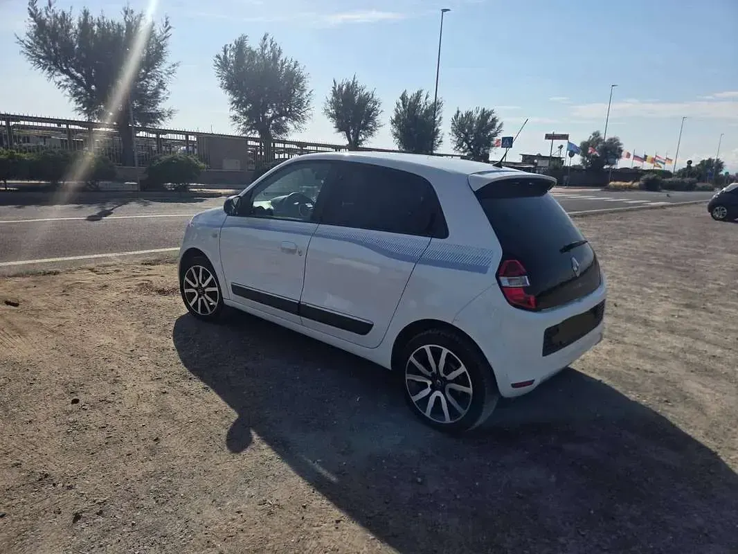 Usata Renault Twingo SE 69 CV (50 kW) 2016 Bianco Utilitaria