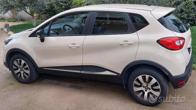 Usata Renault Captur Zen 2016 SUV