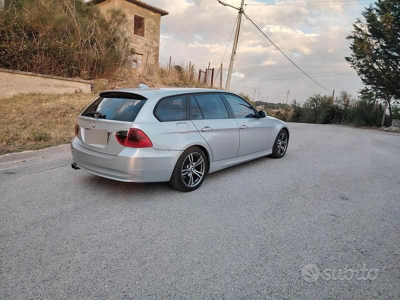 Usata BMW 320 163 CV (119 kW) 2006 Grigio Station wagon